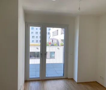 1020 - WG-GEEIGNET: Ideal aufgeteilte 3-Zimmer Wohnung mit 2 Balkonen ab Jänner 2027! - Photo 2