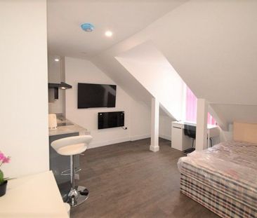 1 bedroom studio to rent - Photo 3