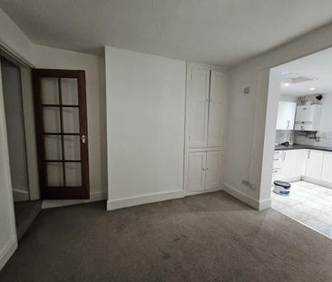 2 bedroom house to rent - Photo 3