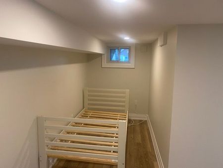 For Lease - 1551 kingston Road, Toronto, Ontario - Photo 3