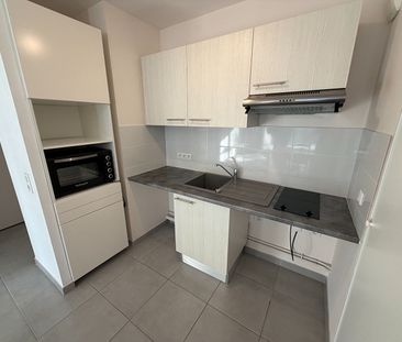 Location Appartement 2 pièces 41m² - Photo 3
