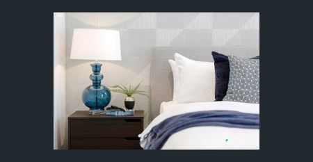 SIMPLY STUNNING 4 BEDROOM HOME IN GREAT LOCATION! - Photo 2