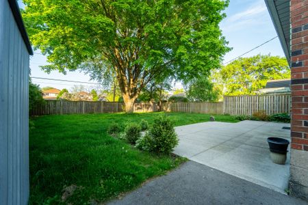 For Lease - 1071 Joan Drive, Burlington, Ontario - Photo 3