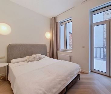 Appartement te huur in Brussel voor € 1.450 met 1 slaapkamer - Photo 3