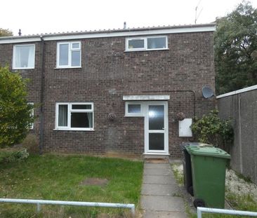 3 bedroom end of terrace house to rent - Photo 2