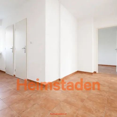 Pronájem bytu 2+1 55 m - Fotografie 1
