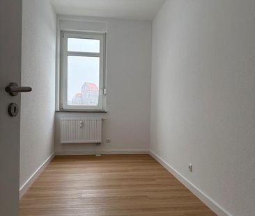 Erstbezug nach Modernisierung! Balkon + Einbauküche! - Photo 5