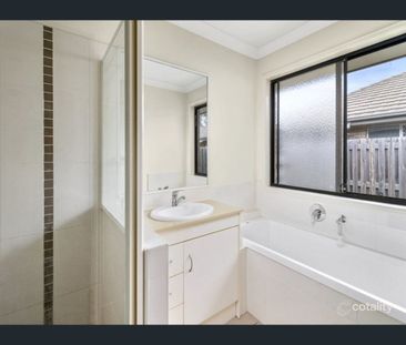 23 Moonlight Drive, Brassall, Qld 4305 - Photo 5
