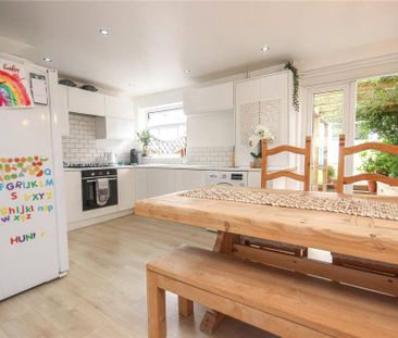 3 bedroom terraced house to rent - Photo 1