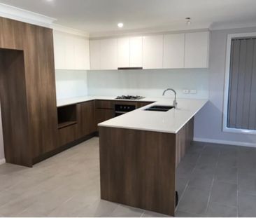 Brand New Mansion! - Photo 6