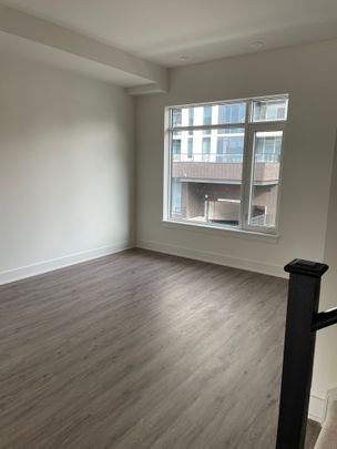 For Lease - 72 Windward Drive, Grimsby, Ontario - Photo 1