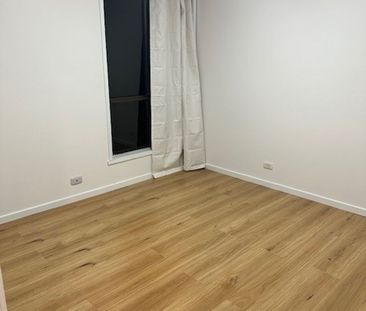 2 / 7 Vera Court, Dandenong - Photo 3