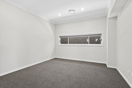 It's Hard Not To Love It.. - Photo 2