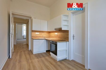 Pronájem bytu 4+1 105 m² - Photo 2