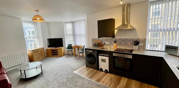 1 bedroom apartment to rent - Photo 2