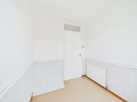 Waters Drive, Staines-upon-Thames, Surrey,TW18 - Photo 4