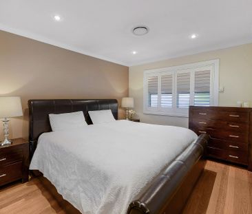 Charming 3 Bed 2 Bath Double Storey Family Home in Riverwood ! ! ! - Photo 3