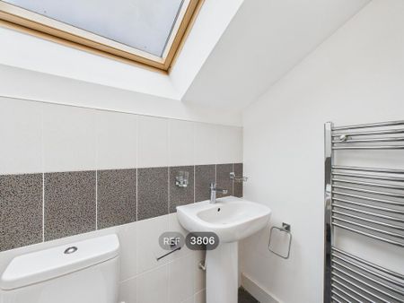 2 bedroom property to rent - Photo 3