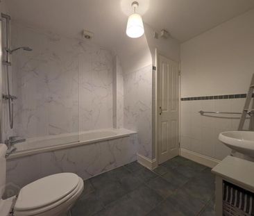 7 Drumbeg Cottages, Dunmurry, Belfast, BT17 9LY - Photo 5