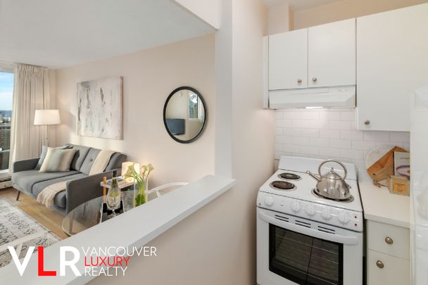 Condo in Downtown Vancouver, BC - Photo 1