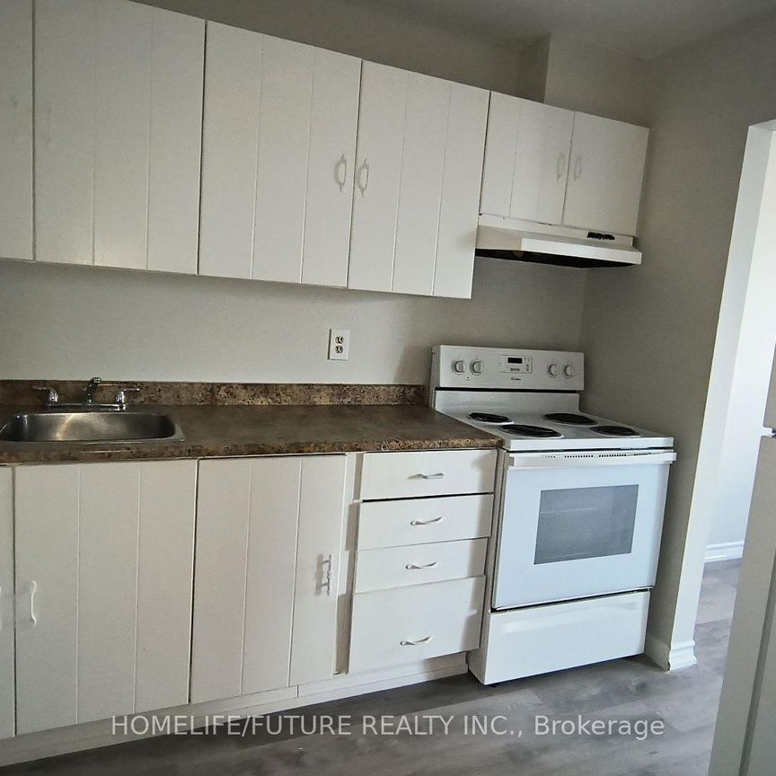 For Lease - 560 Bloor Street Unit# 404, Oshawa, Ontario - Photo 1