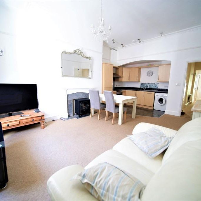 2 bedroom apartment to rent - Photo 1