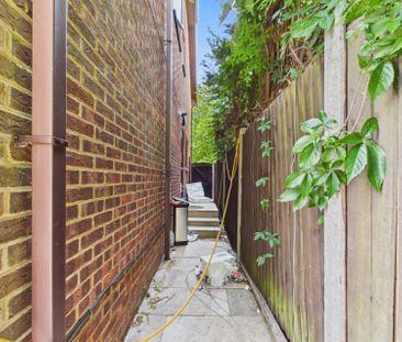 Ouseley Road, Wraysbury, Staines-upon-Thames,TW19 - Photo 3