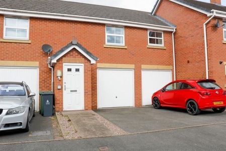 Stamping Way, Walsall, WS3 - Photo 3