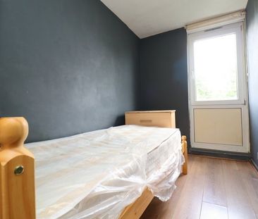 Room in a Shared Flat, Dethick Court, E3 - Photo 1