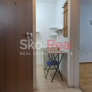 Φοιτητικό Κέντρο Ενοικιάζεται studio σε ημιώροφο 32 τ.μ, στα Πανεπιστήμια. - Φωτογραφία 1