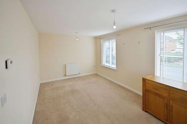 Llys Tre Dwr, Bridgend, CF31 - Photo 1