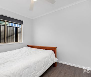12 Canara Avenue, 5096, Para Hills Sa - Photo 1