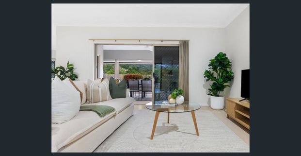 Move Before Christmas! 3 Bed Home, Walk To Schools - Photo 1