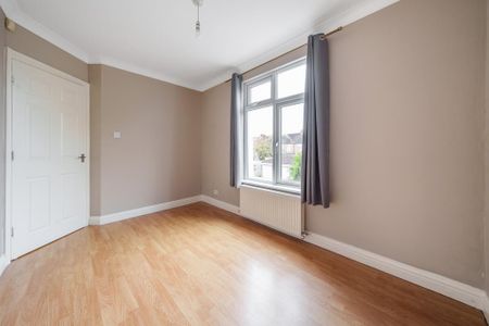 2 bedroom maisonette to rent - Photo 5