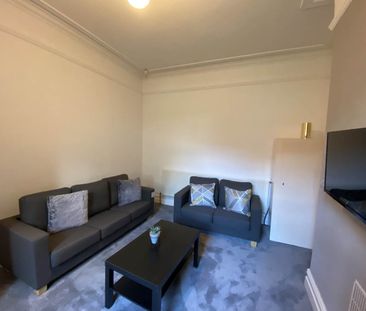 HADDON ROAD (Room 4), BURLEY, LEEDS - Photo 1