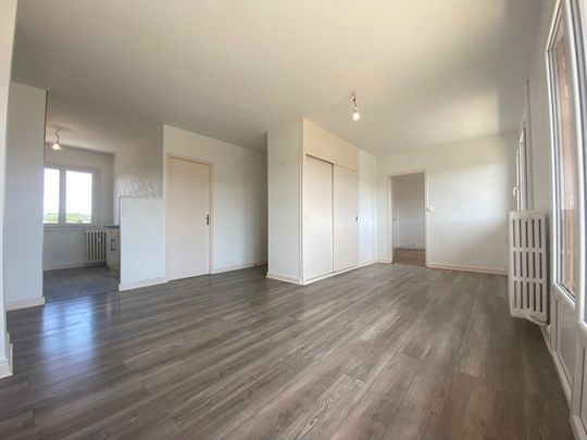 Location Appartement 3 pièces 56m² BESANCON 25000 - Photo 1