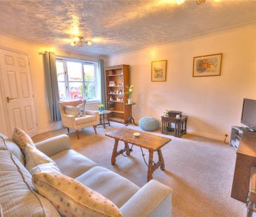 3 bedroom detached house to rent - Photo 3