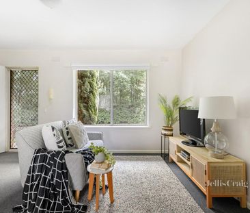 A Garden View Gem - Photo 2