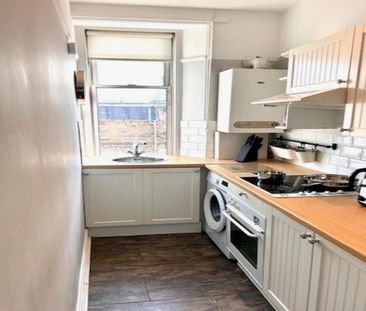 1 bedroom flat to rent - Photo 5