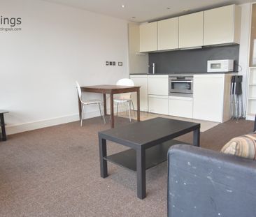 1 Bedroom Apartment - Photo 2