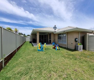 22 SALTWATER CRESCENT - Photo 4