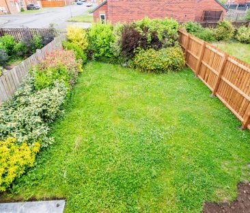 2 bedroom semi-detached house to rent - Photo 6