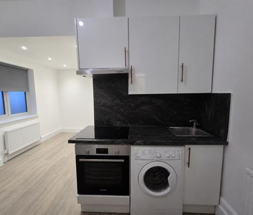 Mount Pleasant Lane, London E5 - Photo 3