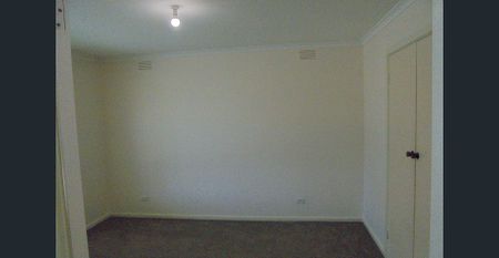 Clean & Tidy Accommodation. Available Now for Lease! - Photo 2