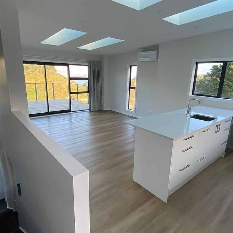 3 Bedroom Home - with a harbour view - Photo 1