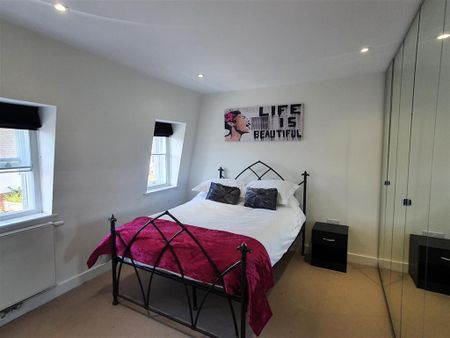 2 bedroom apartment to rent - Photo 3