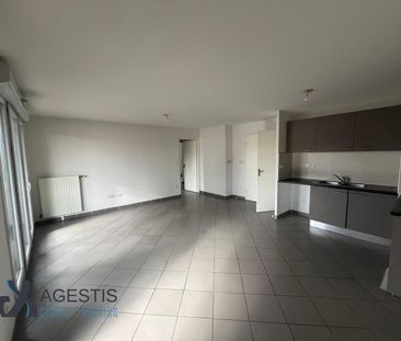 Location Appartement 4 pièces 81m² TOULOUSE 31200 - Photo 2