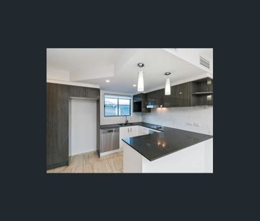 PERFECT LOCATION 10 YEARS NEW TOWNHOUSE - Photo 5