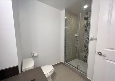 For Lease - 55 Oneida Crescent Unit# 709, Richmond Hill, Ontario - Photo 2