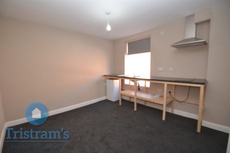 1 bed Studio for Rent - Photo 2